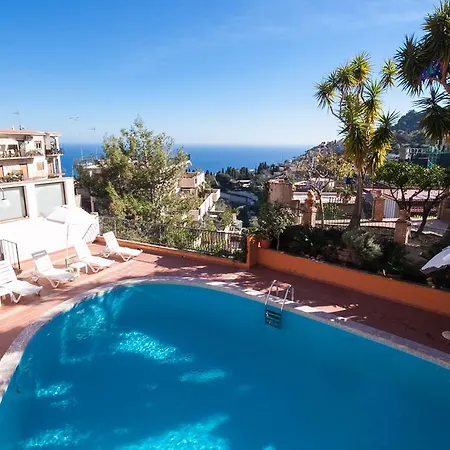 Andromaco Palace Hotel 3*