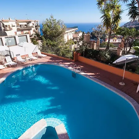 Ξενοδοχείο Andromaco Palace 3*