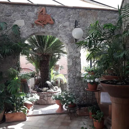 Andromaco Palace Ξενοδοχείο