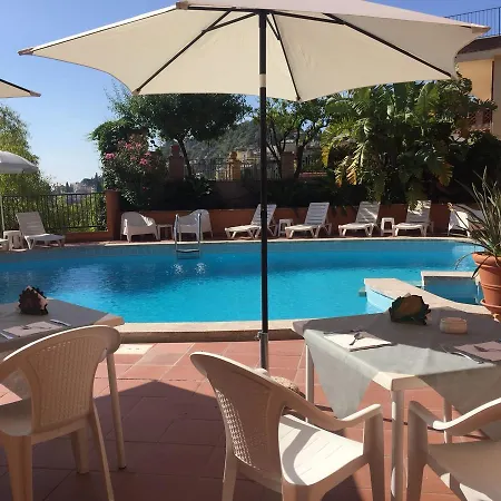 Andromaco Palace 3* Ταορμίνα