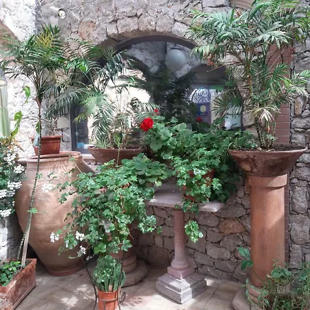 Andromaco Palace Ταορμίνα
