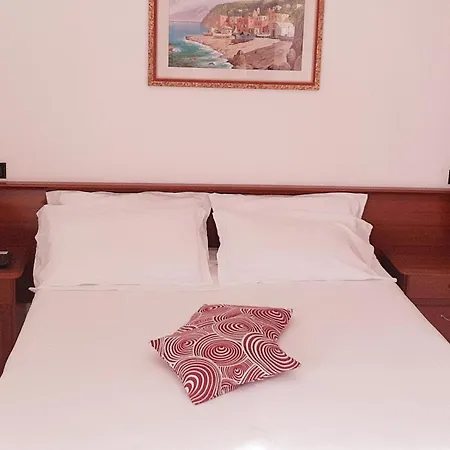 Andromaco Palace Ξενοδοχείο 3*